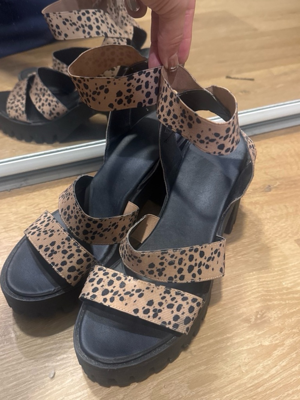 Steve Madden Tan Leopard Print Platform Sandals